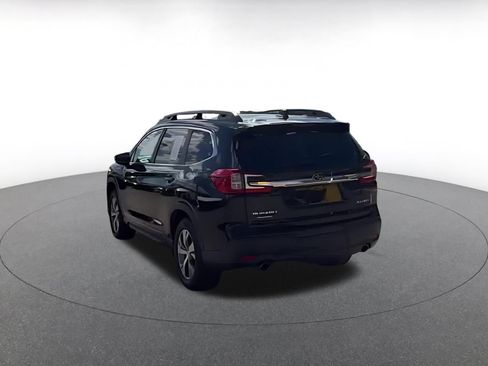 Used 2025 Subaru Ascent Premium AWD/4WD image 9