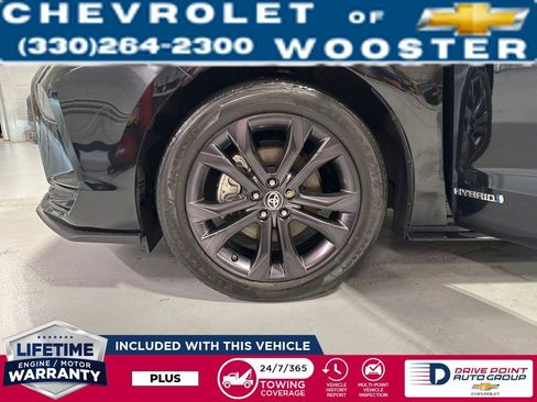 Used 2021 Toyota Sienna XSE image 36