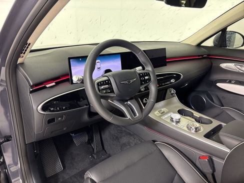 New 2026 Genesis GV70 2.5T Advanced AWD/4WD image 18