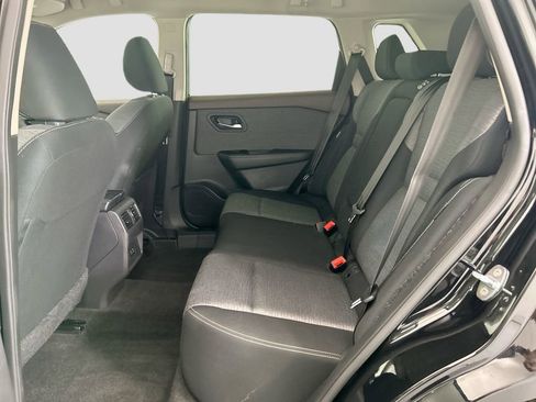Used 2023 Nissan Rogue SV FWD image 19