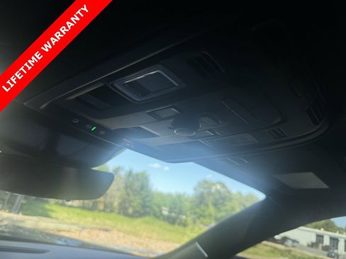 Used 2023 Cadillac Escalade V image 39