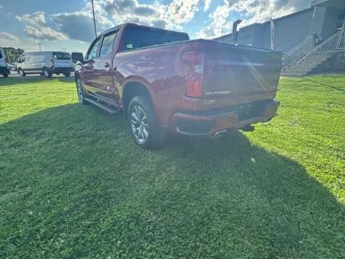 Used 2025 Chevrolet Silverado 1500 RST AWD/4WD image 7
