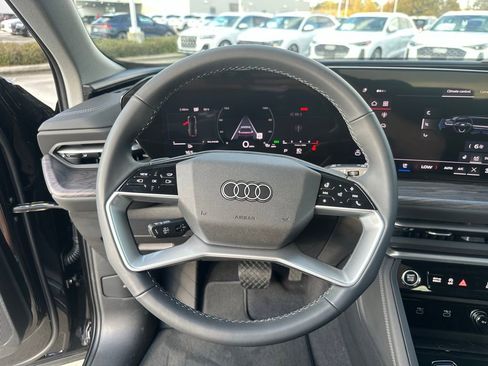New 2025 Audi Q5 Premium Plus image 13