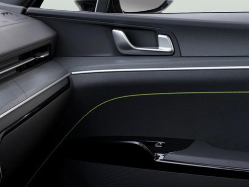 New 2026 Kia K5 GT FWD image 21