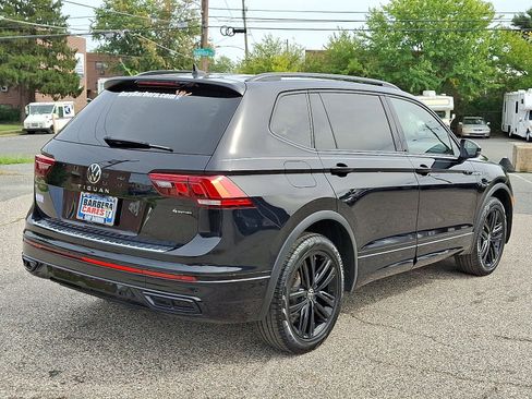 Used 2022 Volkswagen Tiguan SE R-Line image 6