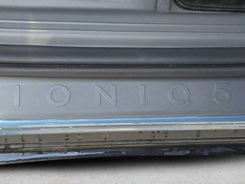 Used 2023 Hyundai Ioniq 5 SE w/ Cargo Package AWD/4WD image 10