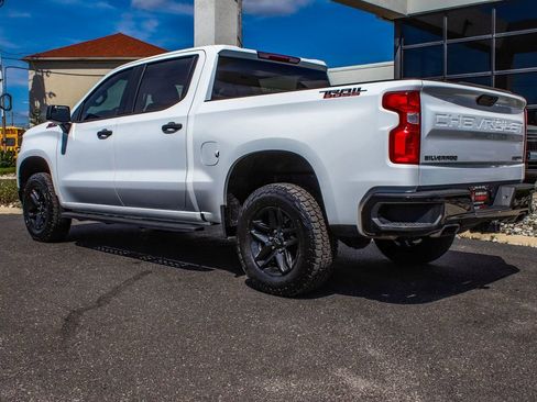 Used 2022 Chevrolet Silverado 1500 Custom Trail Boss AWD/4WD image 4