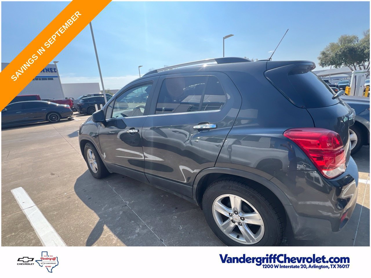 Used 2017 Chevrolet Trax LT w/ Sun & Sound Package FWD image 10