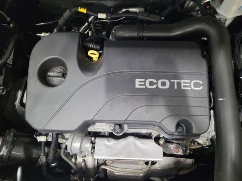 Used 2021 Chevrolet Equinox LT w/ LPO, Floor Liner Package image 30