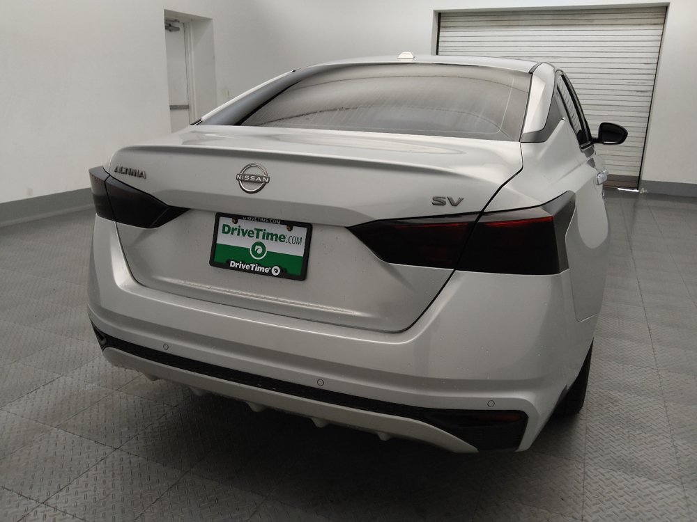 Used 2024 Nissan Altima 2.5 SV FWD image 7