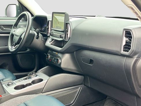 Used 2024 Ford Bronco Sport Outer Banks w/ Tech Package image 29