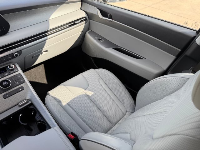 Used 2025 Hyundai Palisade SEL FWD image 21