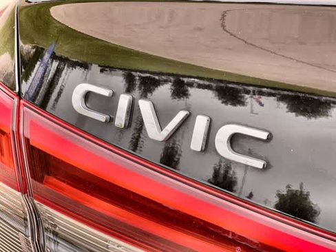 Used 2024 Honda Civic Sport image 8