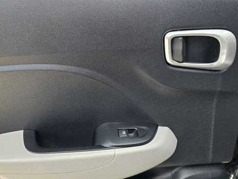 Certified 2026 Hyundai Venue SEL FWD image 13