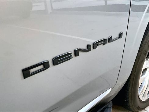 Used 2024 GMC Yukon Denali w/ Max Trailering Package AWD/4WD image 10