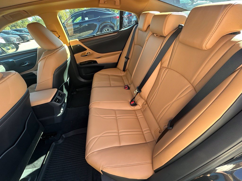 Certified 2025 Lexus ES 350 Ultra Luxury FWD image 31