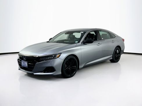 Used 2022 Honda Accord Sport image 1