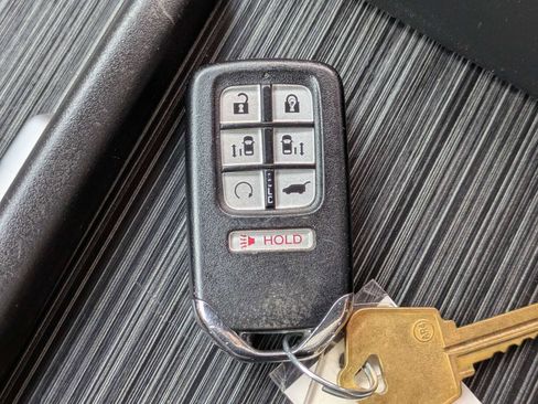 Used 2024 Honda Odyssey Elite image 29
