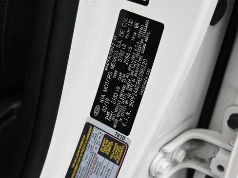 Used 2019 Kia Forte LXS image 17