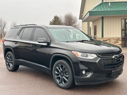 Used 2021 Chevrolet Traverse RS image 7