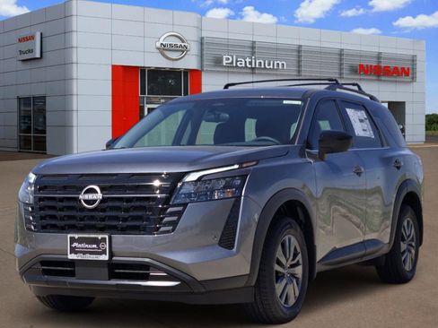 New 2026 Nissan Pathfinder SV image 2