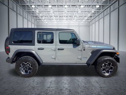 Used 2023 Jeep Wrangler Unlimited Rubicon 4xe w/ Cold Weather Group AWD/4WD image 4