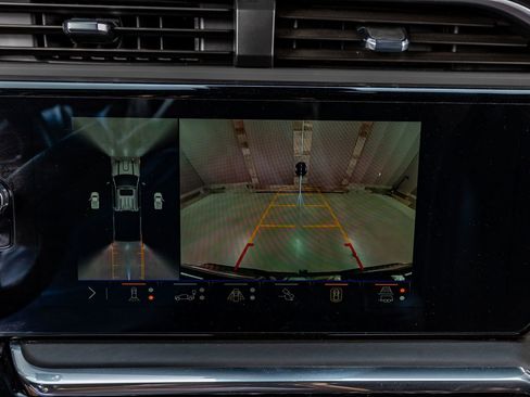 Used 2024 GMC Sierra 2500 Denali Ultimate image 26