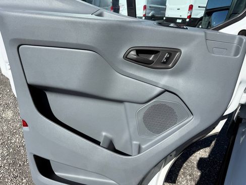 Used 2015 Ford Transit 150 130 Low Roof RWD image 26