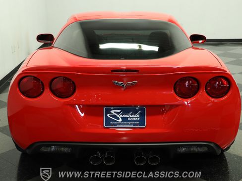 Used 2013 Chevrolet Corvette Grand Sport w/ 2LT Preferred Equipment Group RWD image 9