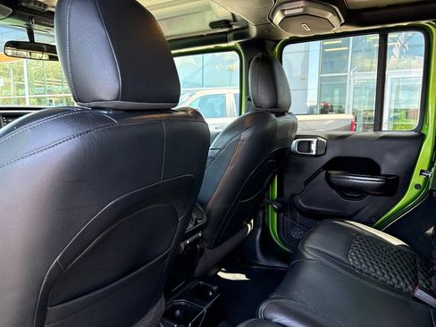 Used 2019 Jeep Wrangler Unlimited Sport S AWD/4WD image 19