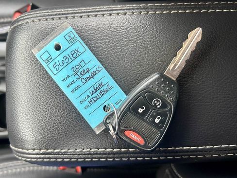 Used 2017 Jeep Compass High Altitude image 32