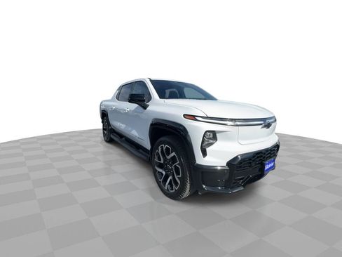 New 2024 Chevrolet Silverado EV RST image 2