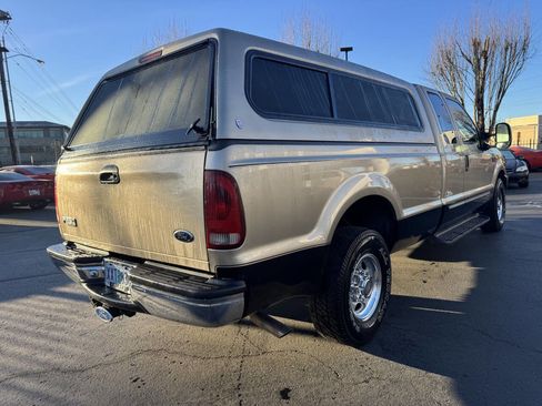 Used 2000 Ford F250 Lariat image 5