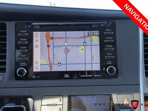 Used 2020 Toyota Sienna Limited FWD image 11