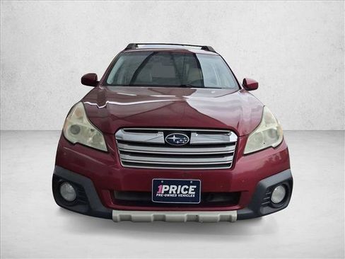 Used 2013 Subaru Outback 3.6R Limited AWD/4WD image 2
