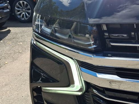 Certified 2023 Chevrolet Tahoe LT w/ Luxury Package AWD/4WD image 35