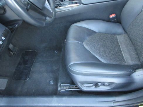 Used 2024 Toyota Camry XSE image 19