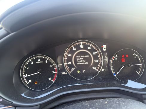 Used 2024 MAZDA MAZDA3 s FWD image 7