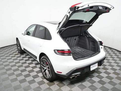 Certified 2023 Porsche Macan S AWD/4WD image 38