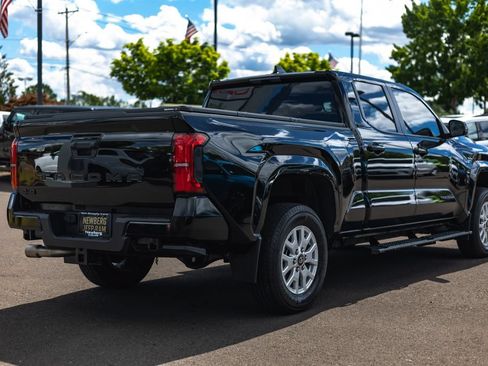 Used 2024 Toyota Tacoma SR5 AWD/4WD image 7