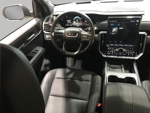 Certified 2024 GMC Acadia Elevation w/ Black Edition image 30