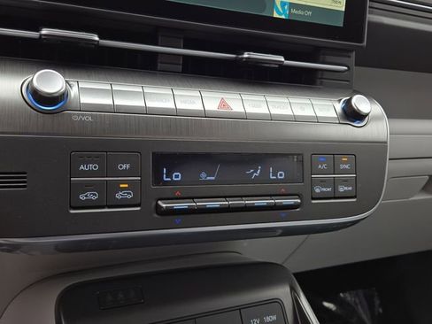 New 2025 Hyundai Kona SEL image 15