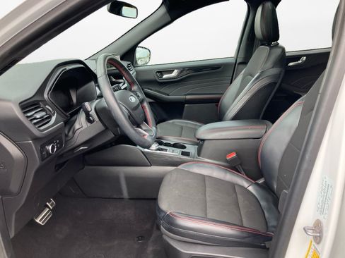 Used 2023 Ford Escape ST-Line w/ Tech Pack #1 FWD image 11