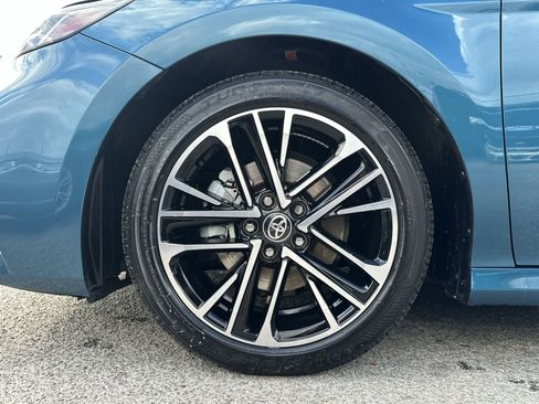 Used 2025 Toyota Camry XLE w/ Premium Plus Package image 19