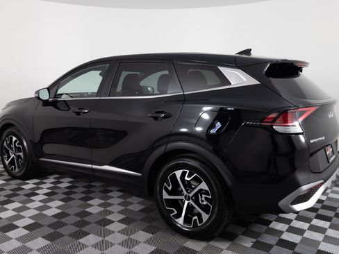 Used 2023 Kia Sportage EX FWD image 4