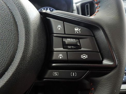 New 2025 Subaru Crosstrek 2.5i Limited w/ Crosstrek Mirror Package image 23