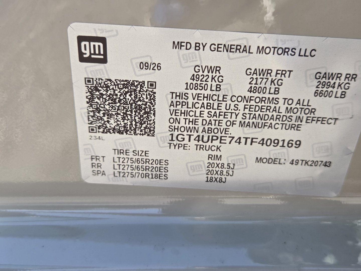 New 2026 GMC Sierra 2500 AT4 w/ AT4 Premium Plus Package AWD/4WD image 30