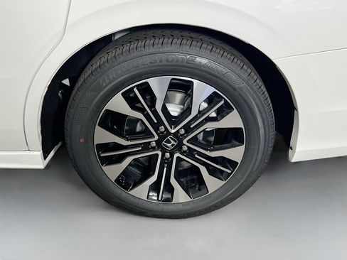 New 2026 Honda Odyssey Elite image 22