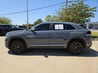 Used 2024 Volkswagen Atlas Cross Sport SEL R-Line AWD/4WD video 4