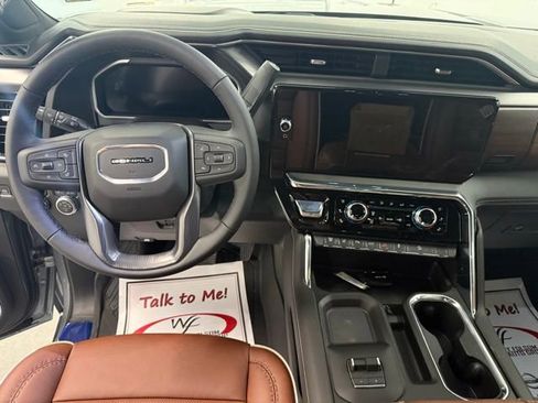 New 2026 GMC Sierra 2500 Denali Ultimate image 17